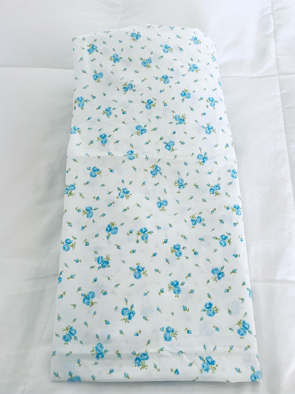 Vintage JCPENNEY Fitted Sheet Blue Roses Percale Full Sz - Picture 3 of 7
